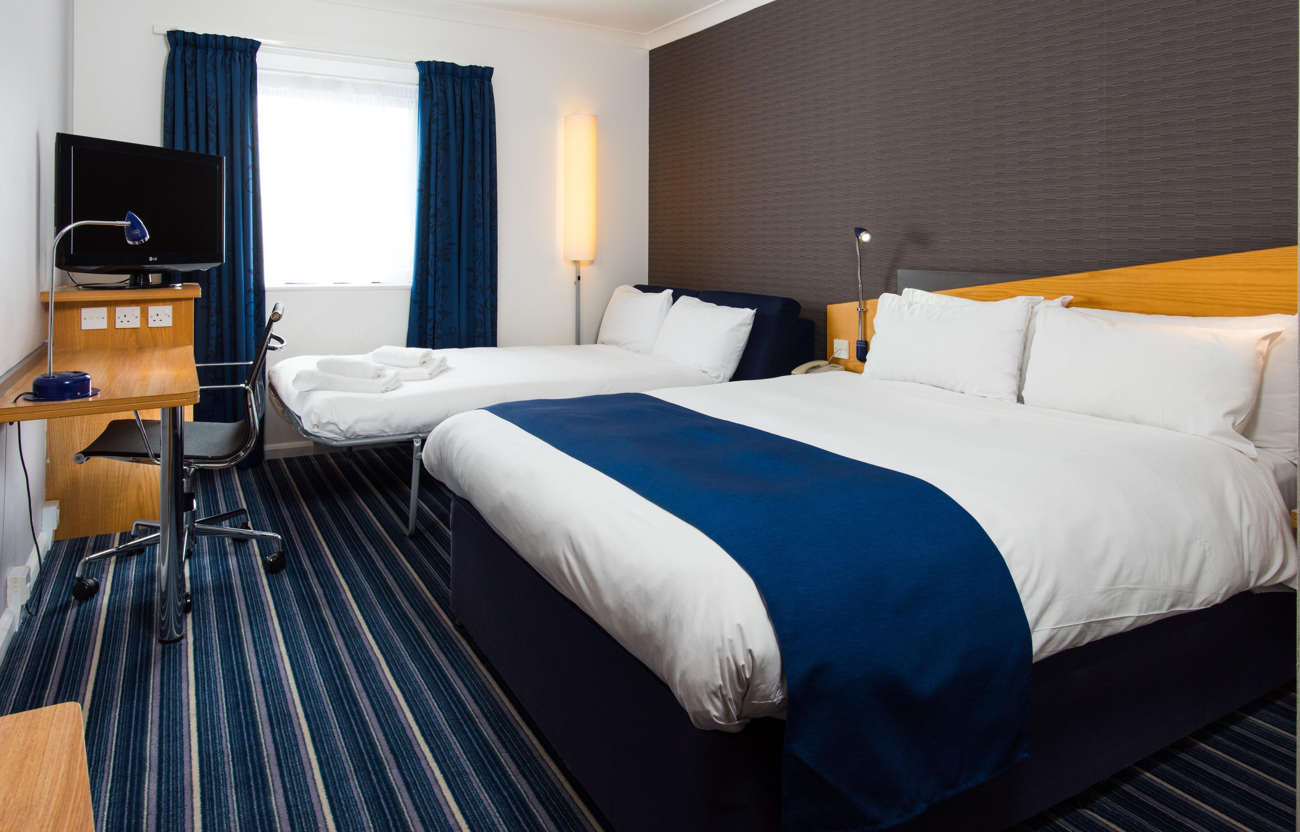 Holiday Inn Express Northampton - South By Ihg Ngoại thất bức ảnh