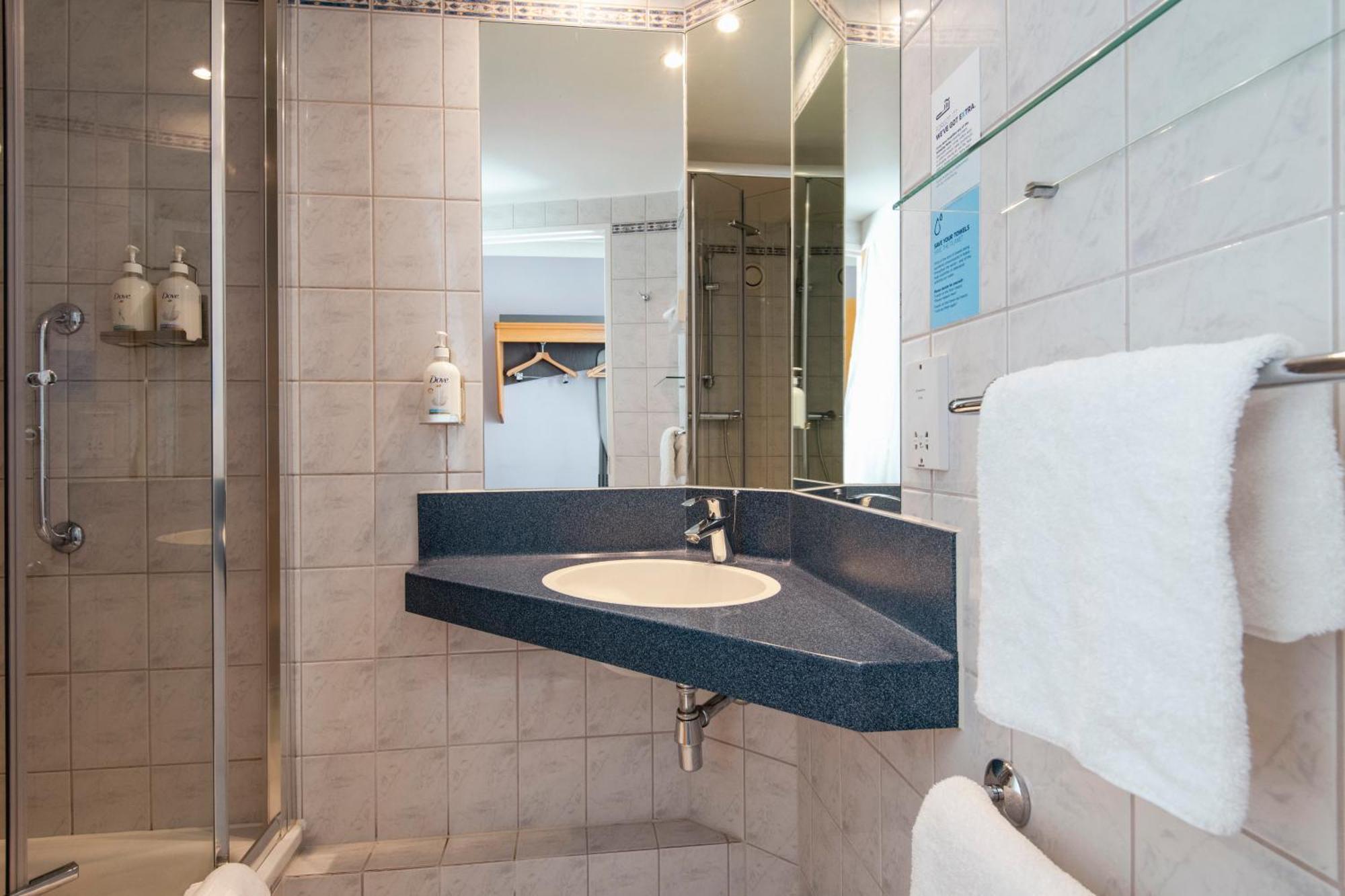 Holiday Inn Express Northampton - South By Ihg Ngoại thất bức ảnh