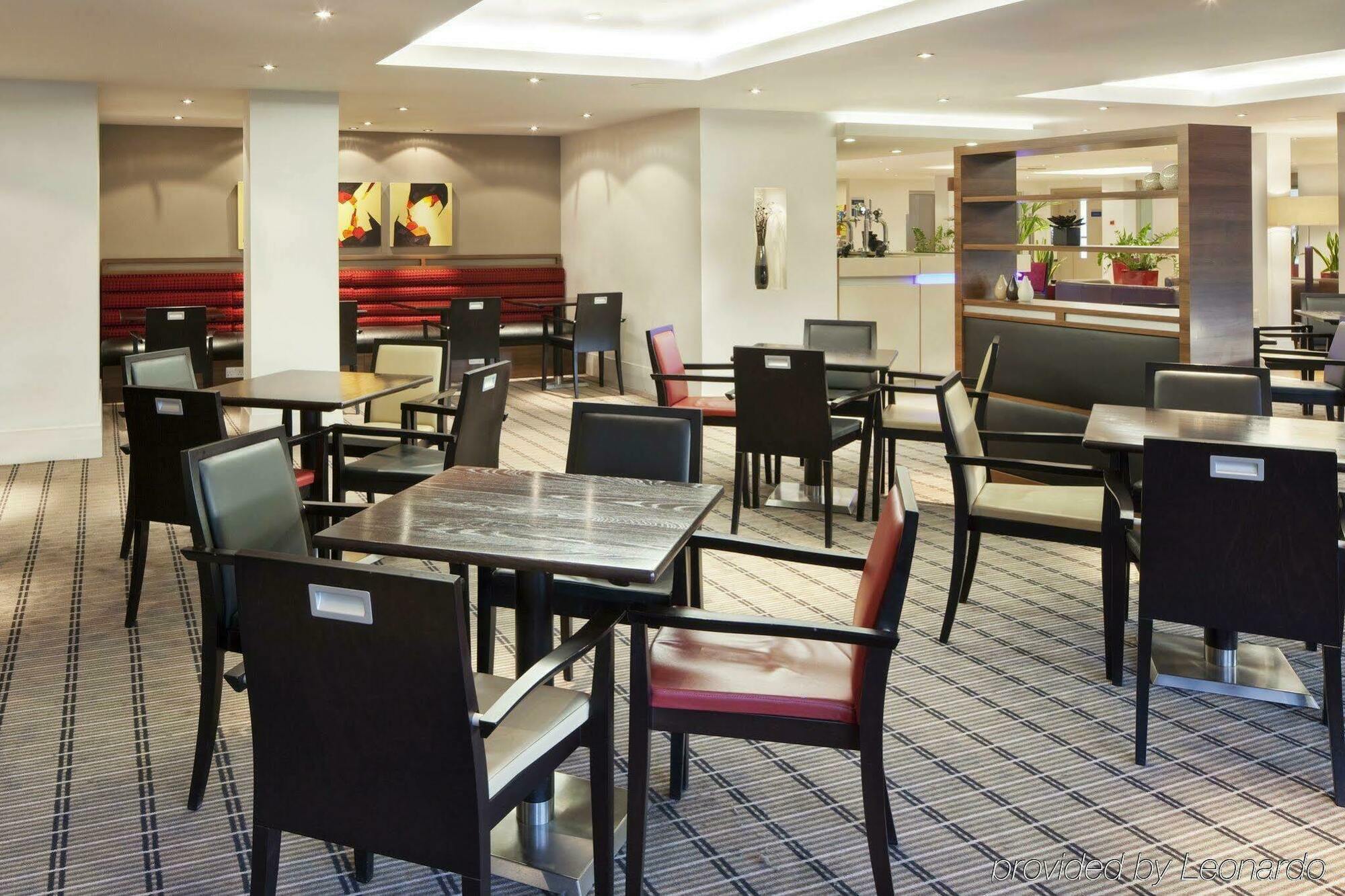 Holiday Inn Express Northampton - South By Ihg Ngoại thất bức ảnh